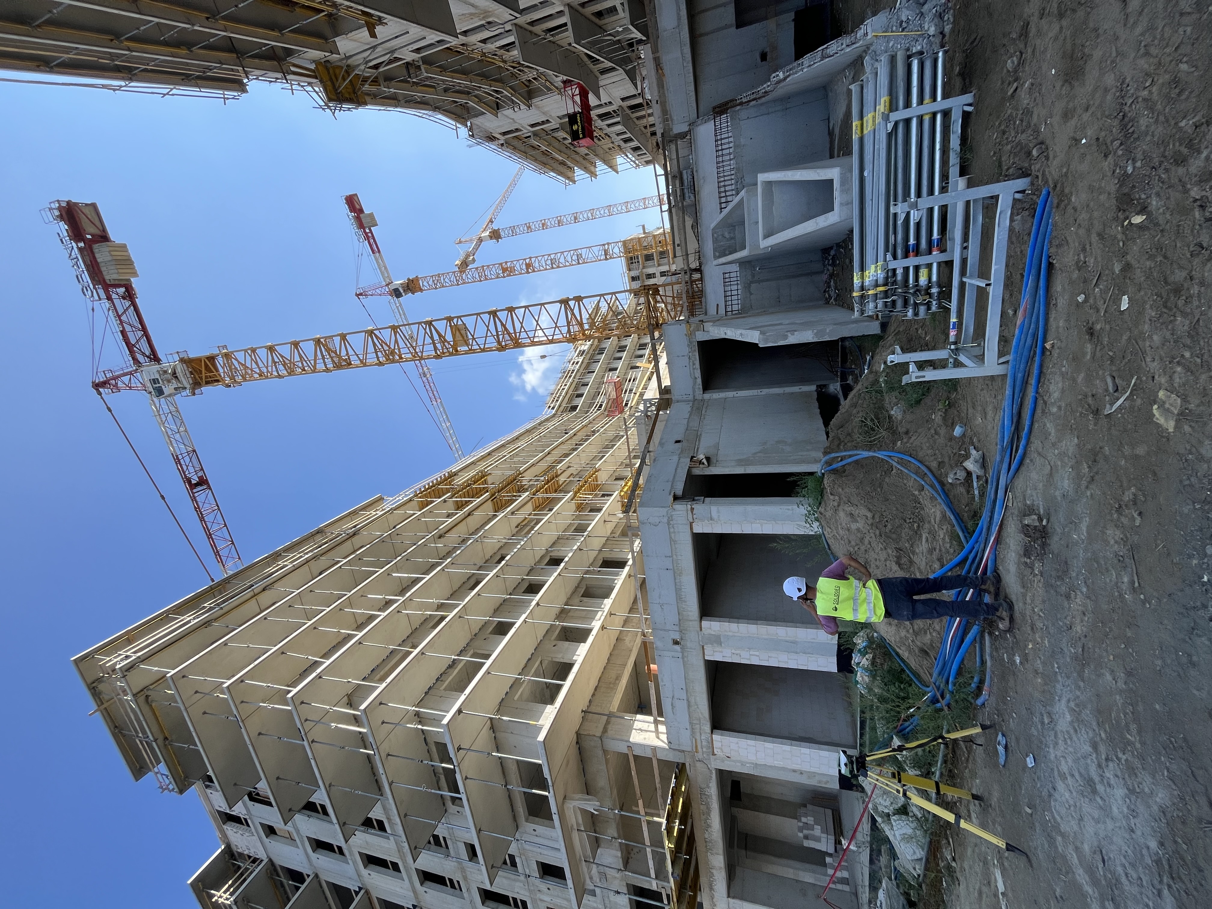 Tyczenie budynków i obiektów budowlanych